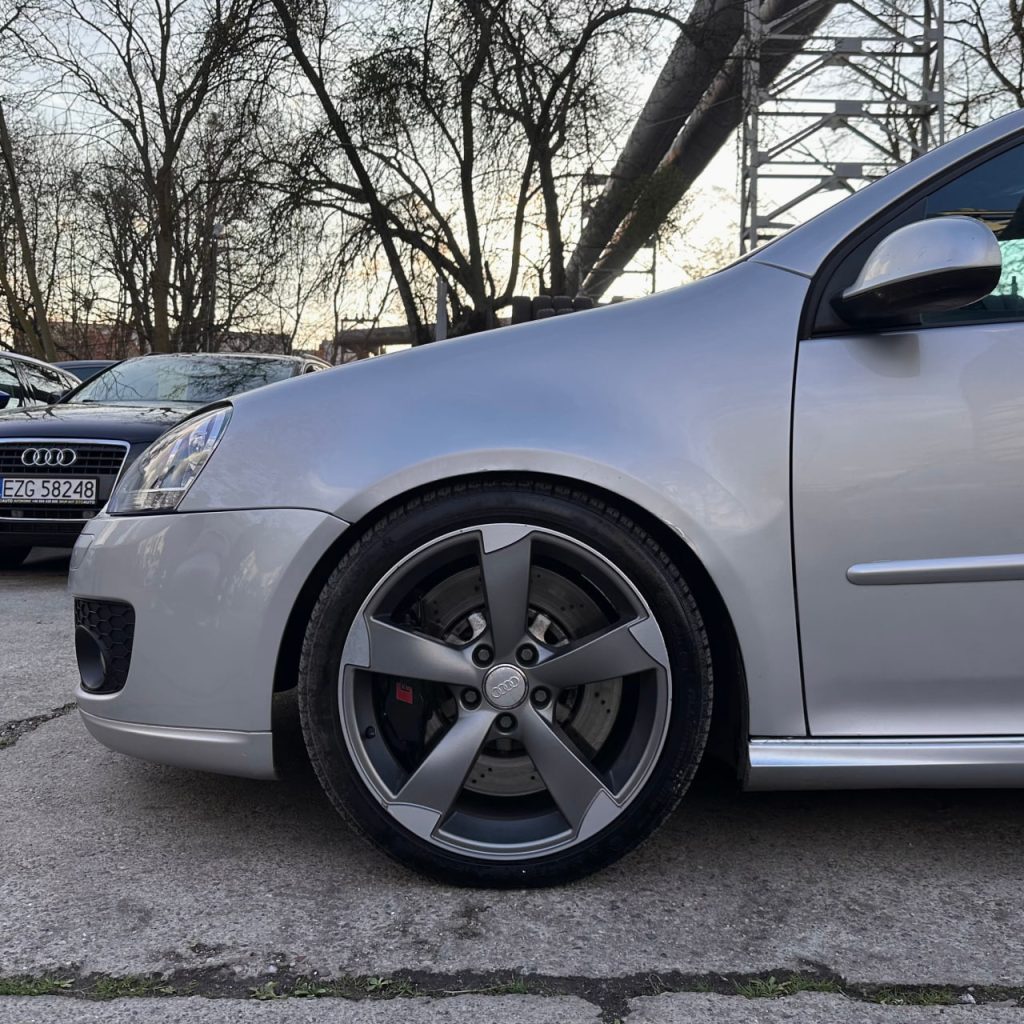 Volkswagen Golf 5 GTI