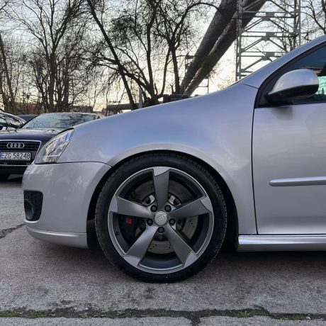Volkswagen Golf 5 GTI