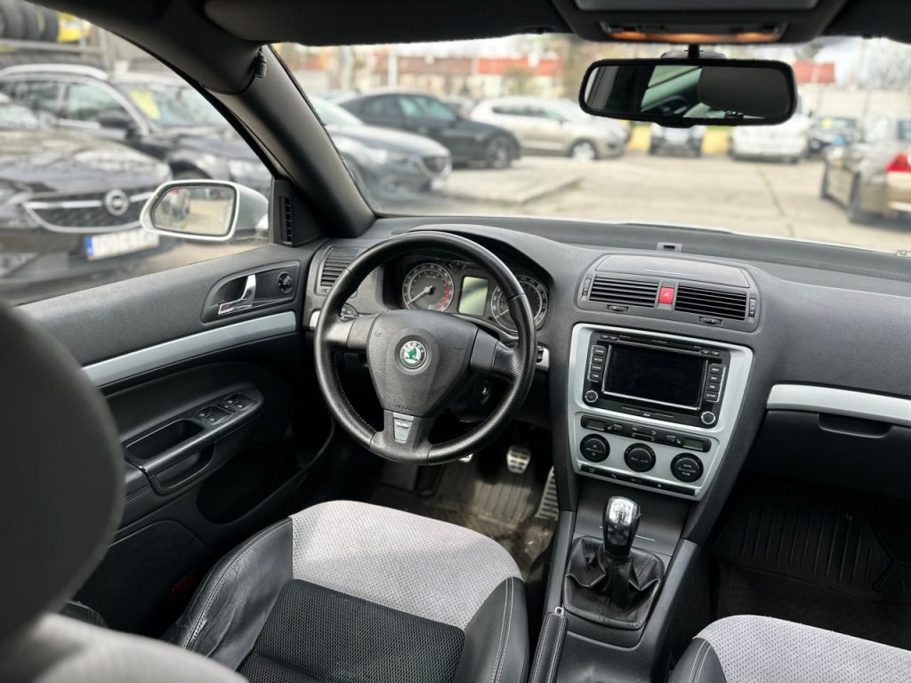 Skoda Octavia II RS