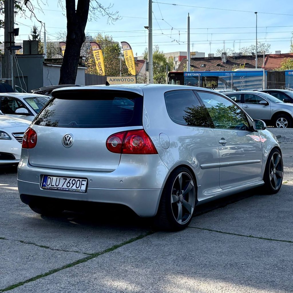 Volkswagen Golf 5 GTI
