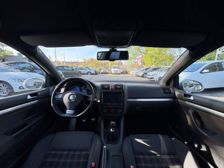 Volkswagen Golf 5 GTI