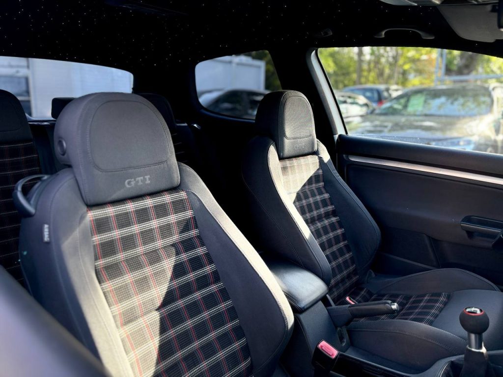 Volkswagen Golf 5 GTI