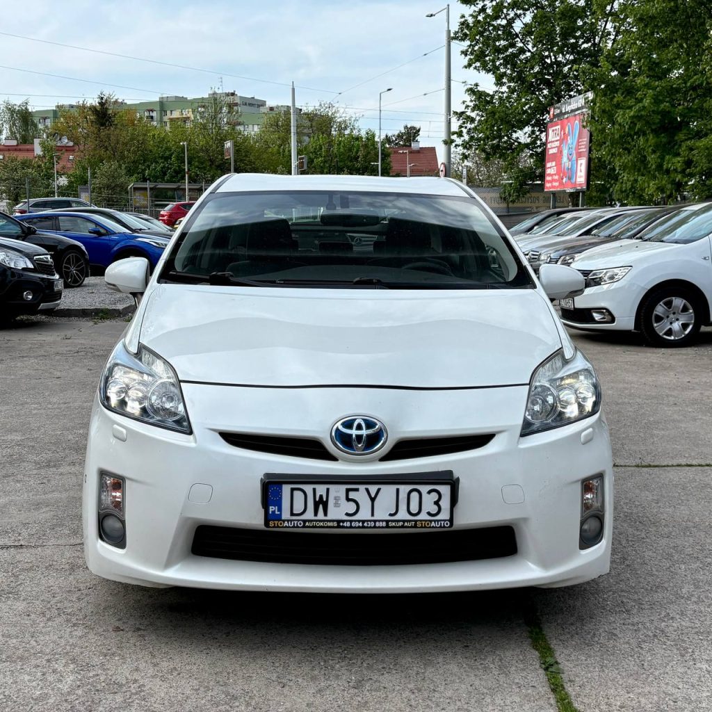 Toyota Prius 30