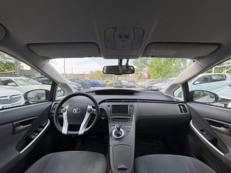 Toyota Prius 30