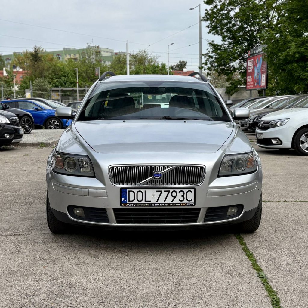 Volvo V50