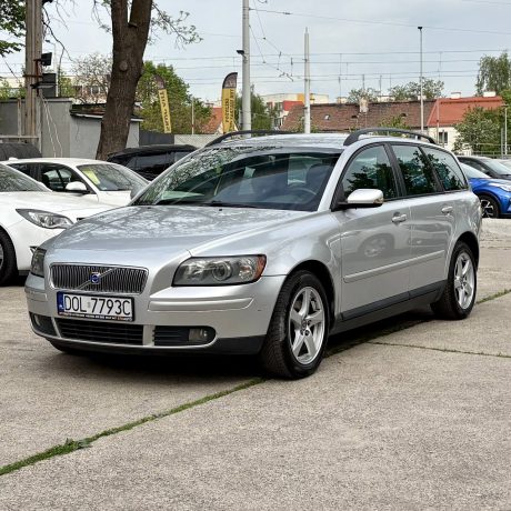 Volvo V50
