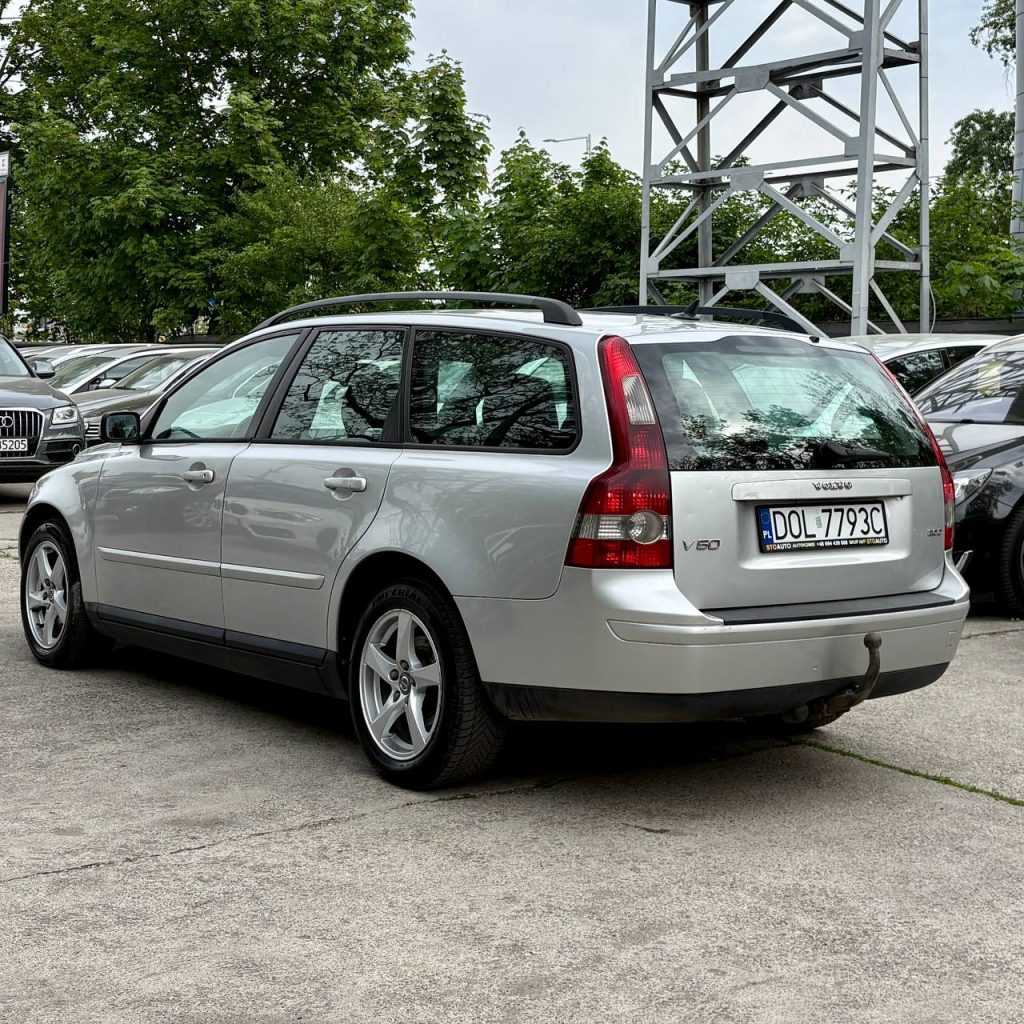 Volvo V50
