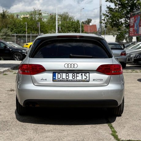 Audi A4 B8