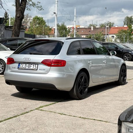Audi A4 B8