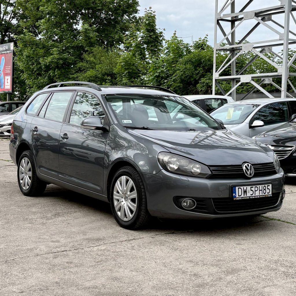 Volkswagen Golf VI