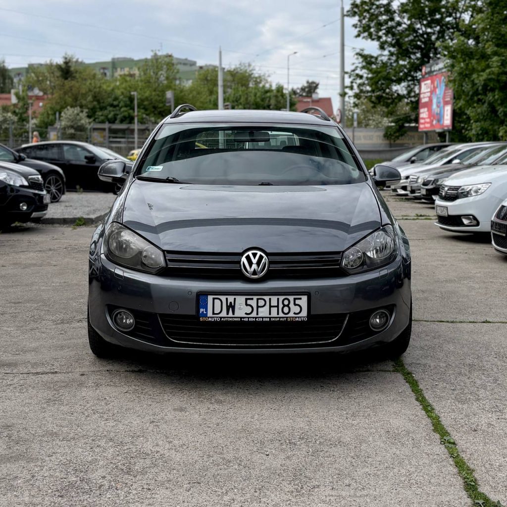 Volkswagen Golf VI