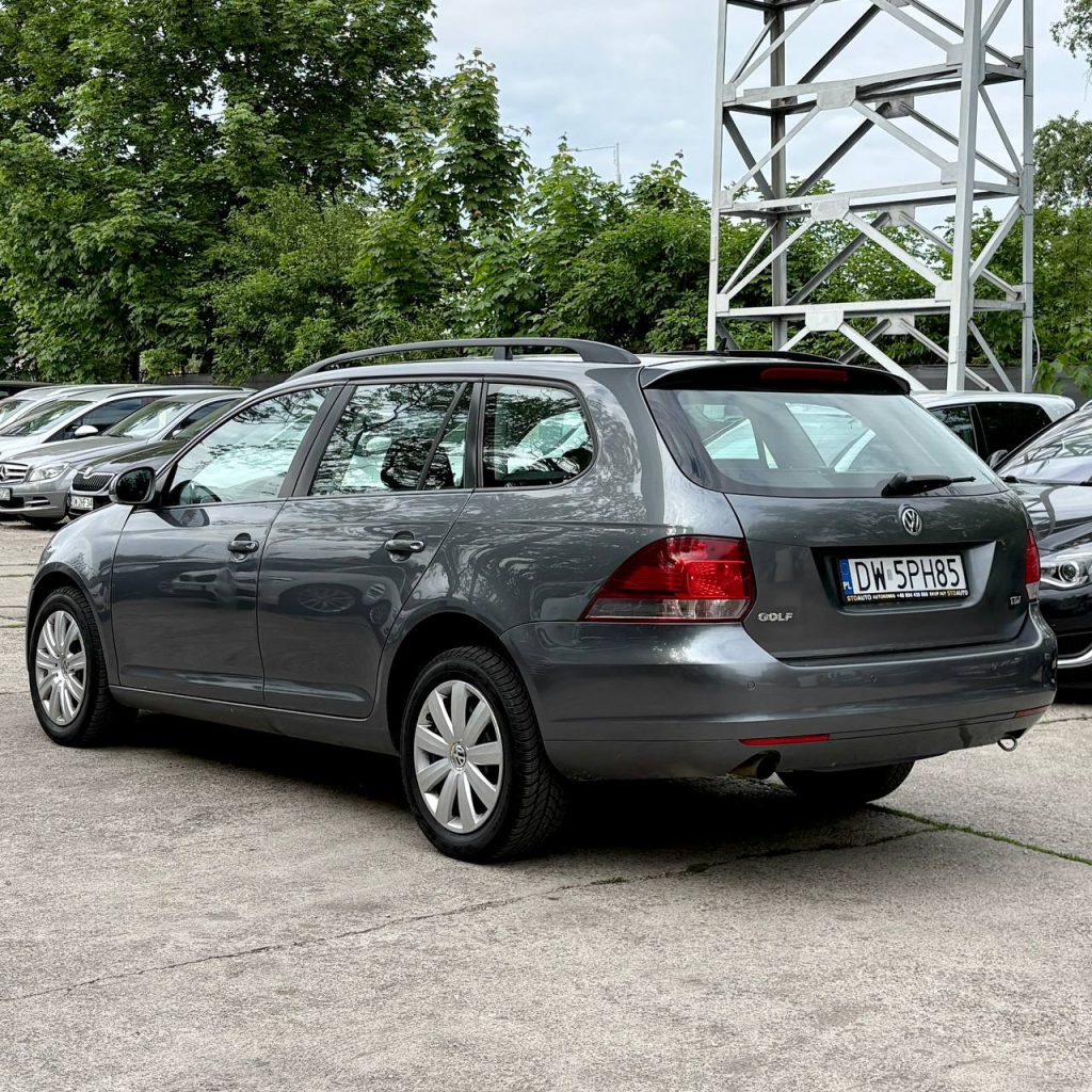 Volkswagen Golf VI
