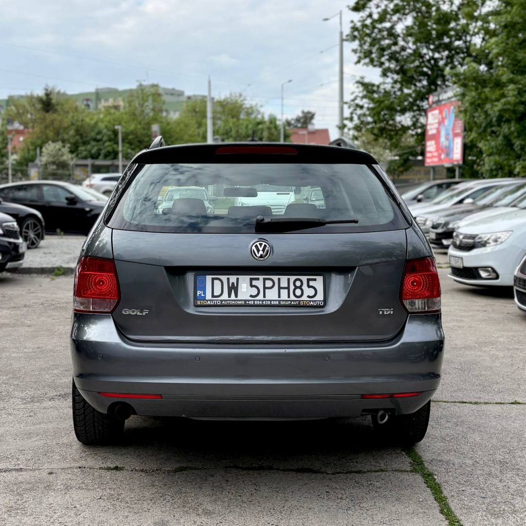 Volkswagen Golf VI