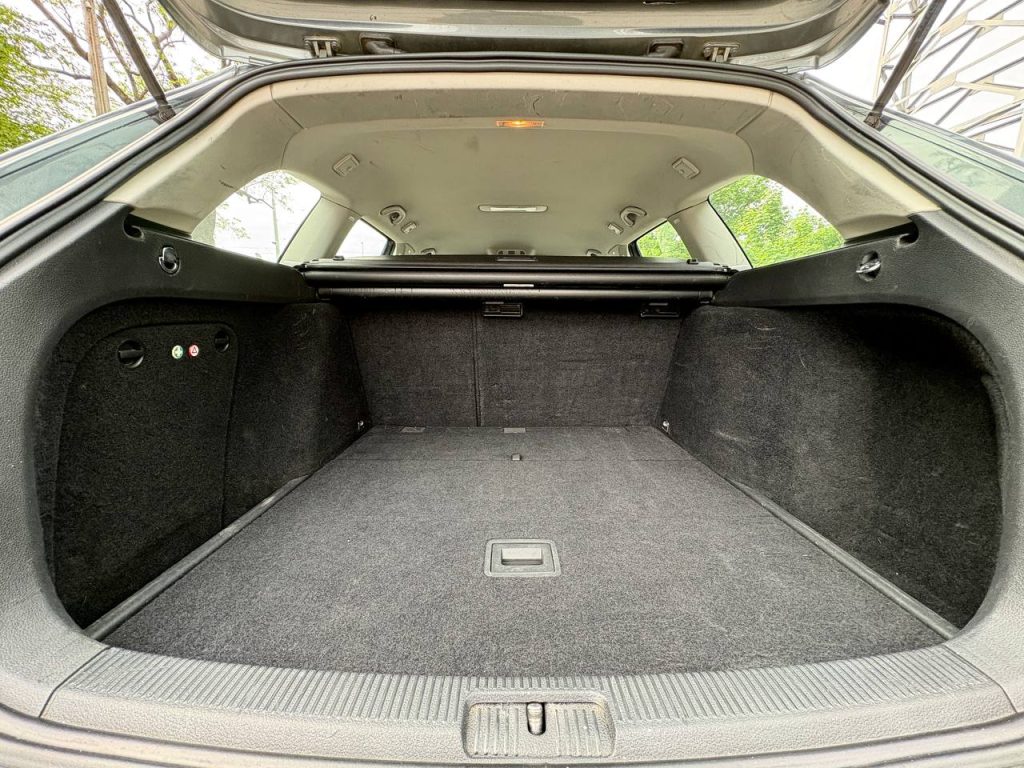 Volkswagen Golf VI