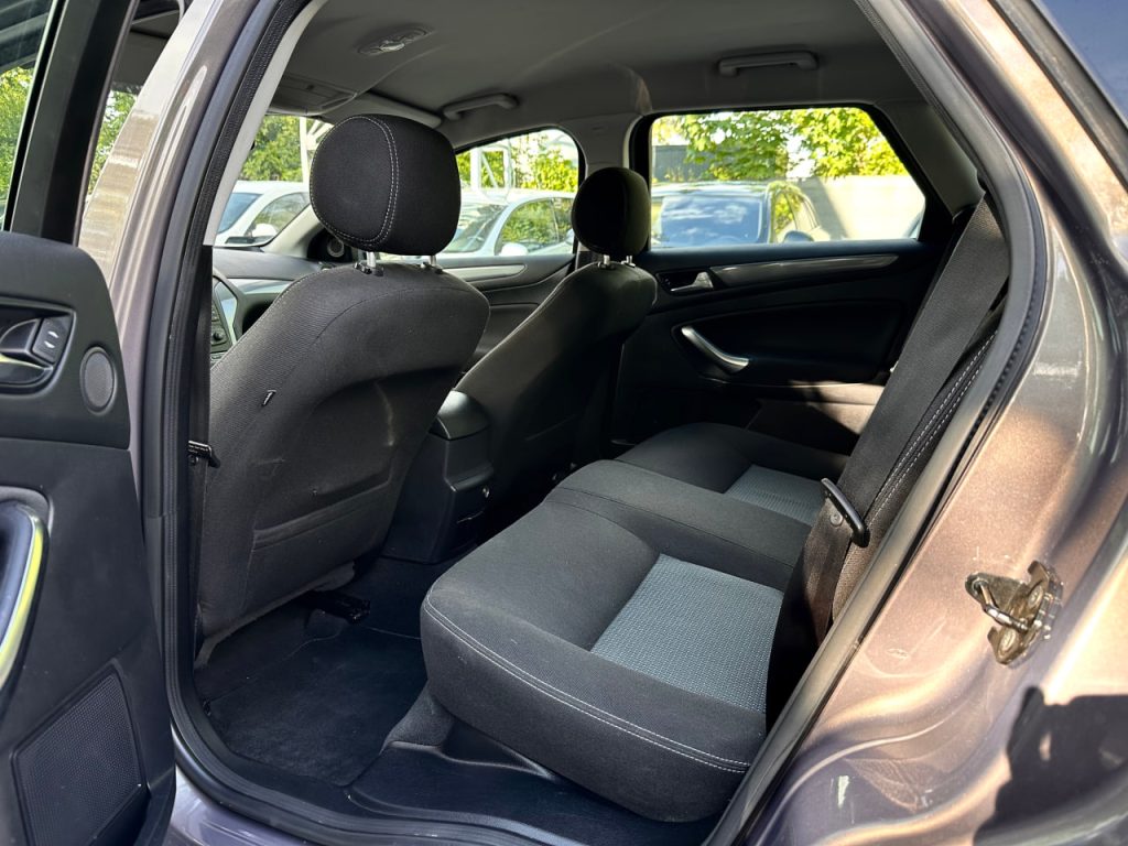Ford Mondeo MK4 Polift
