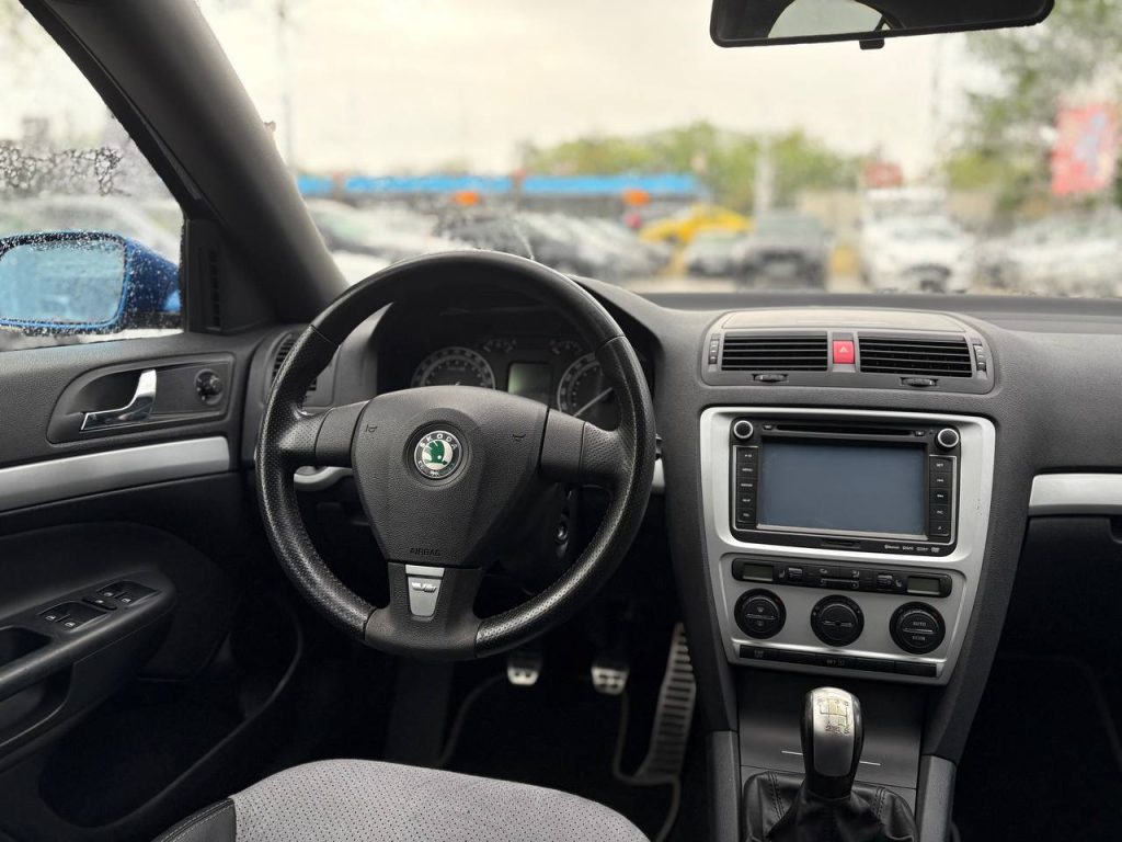 Skoda Octavia II RS