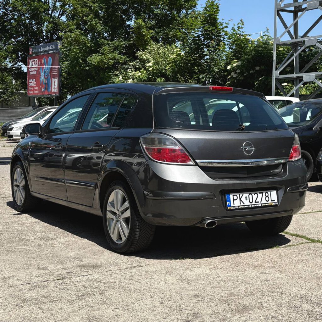 Opel Astra H