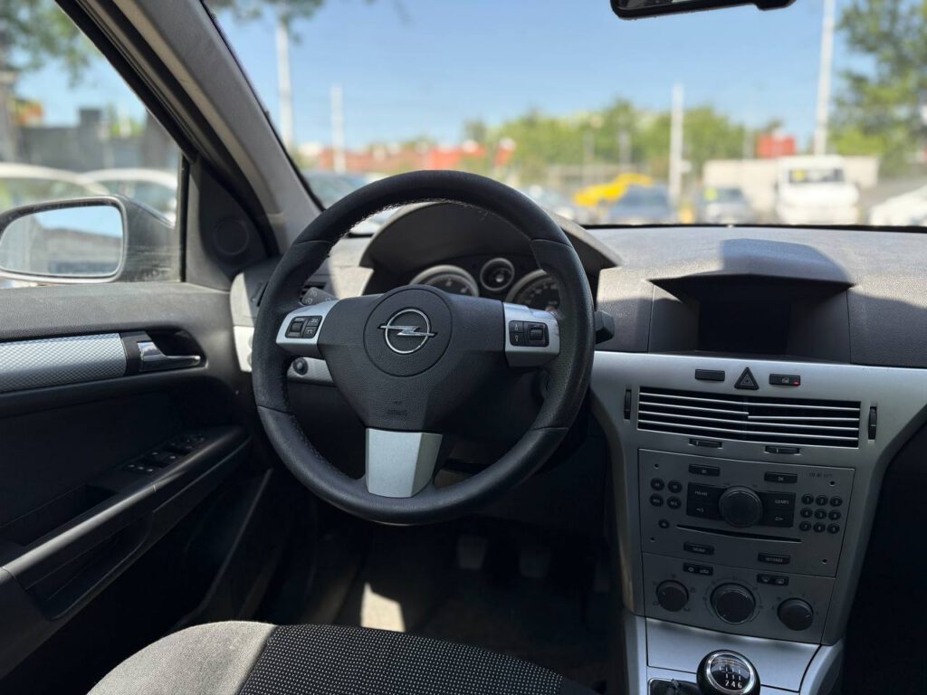 Opel Astra H