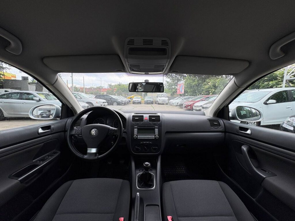 Volkswagen Golf V