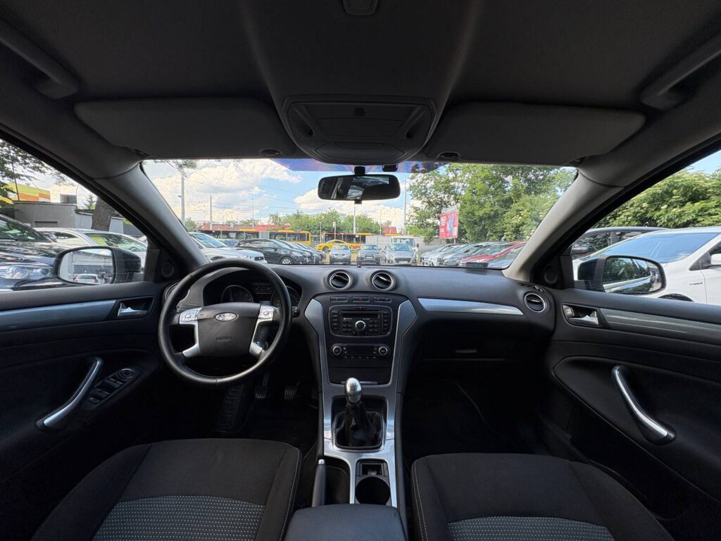 Ford Mondeo MK4 Polift