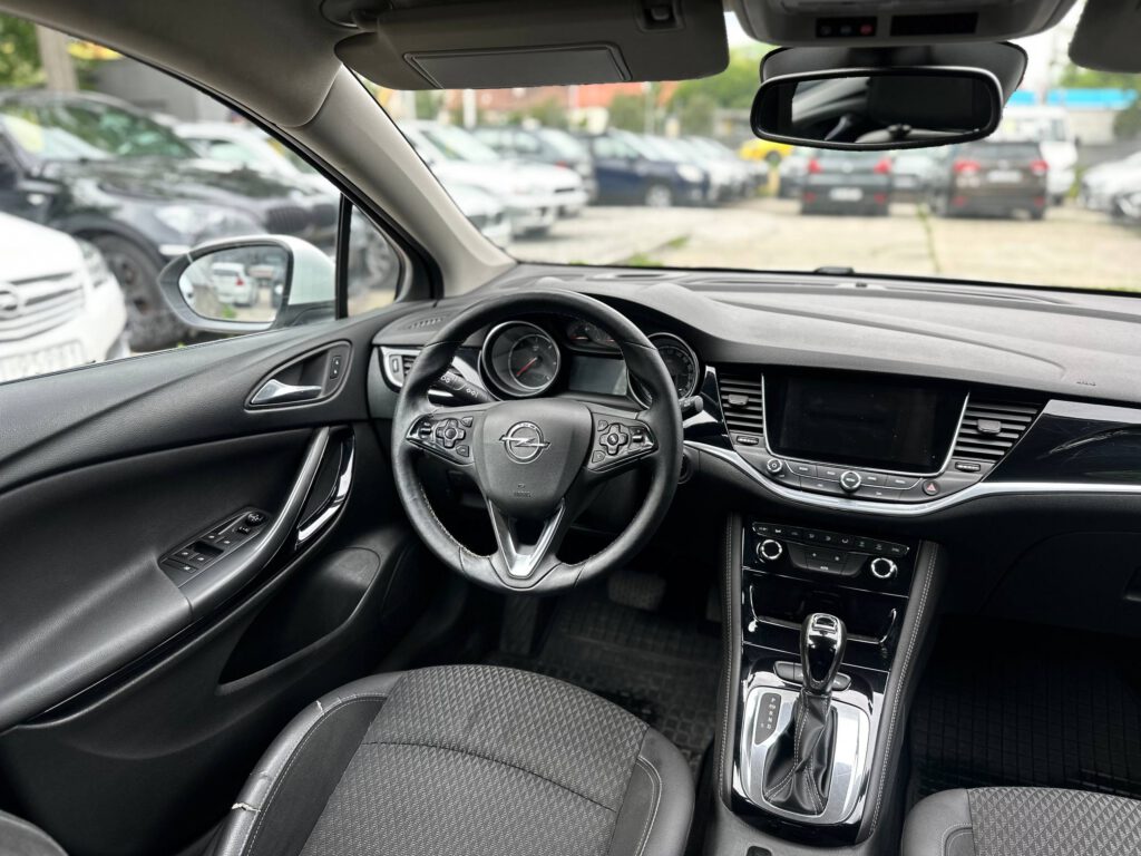 Opel Astra K