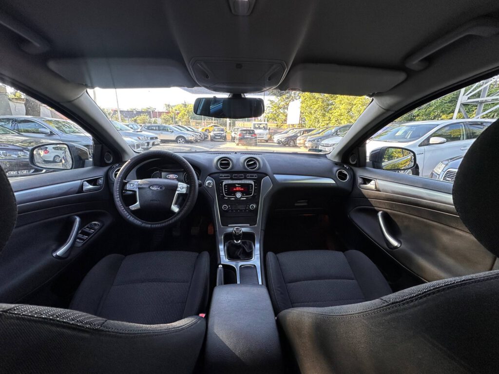 Ford Mondeo MK4 Polift