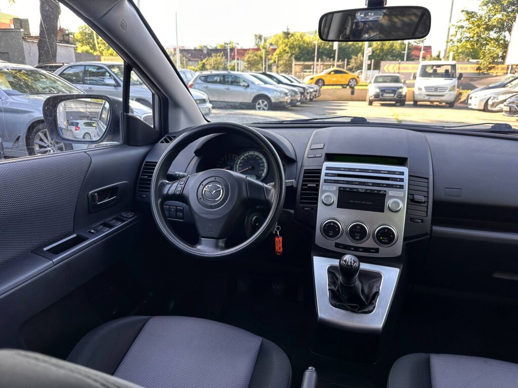 Mazda 5