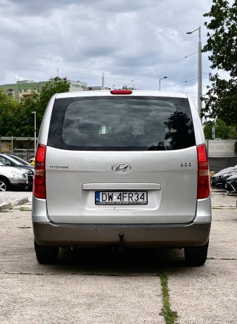 Hyundai H-1 II