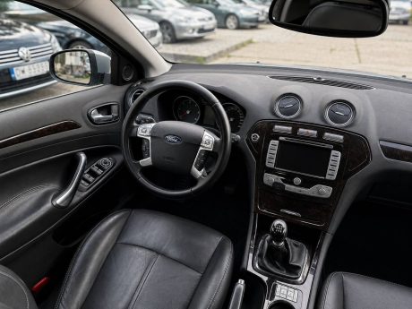 Ford Mondeo MK4 Titanium