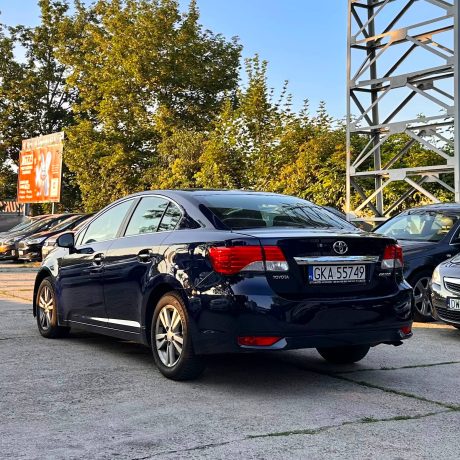 Toyota Avensis T27 Polift