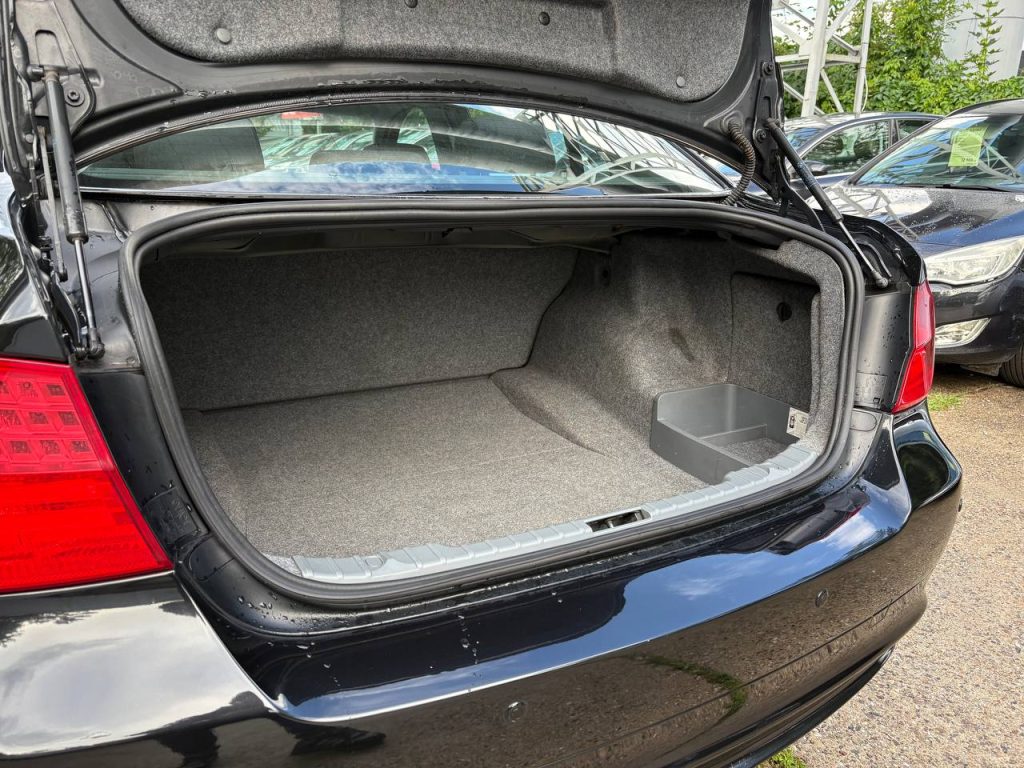 BMW E90 318D Polift