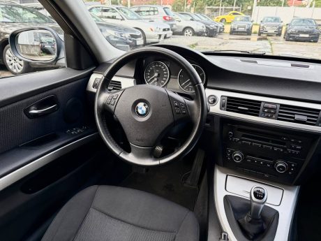 BMW E90 318D Polift