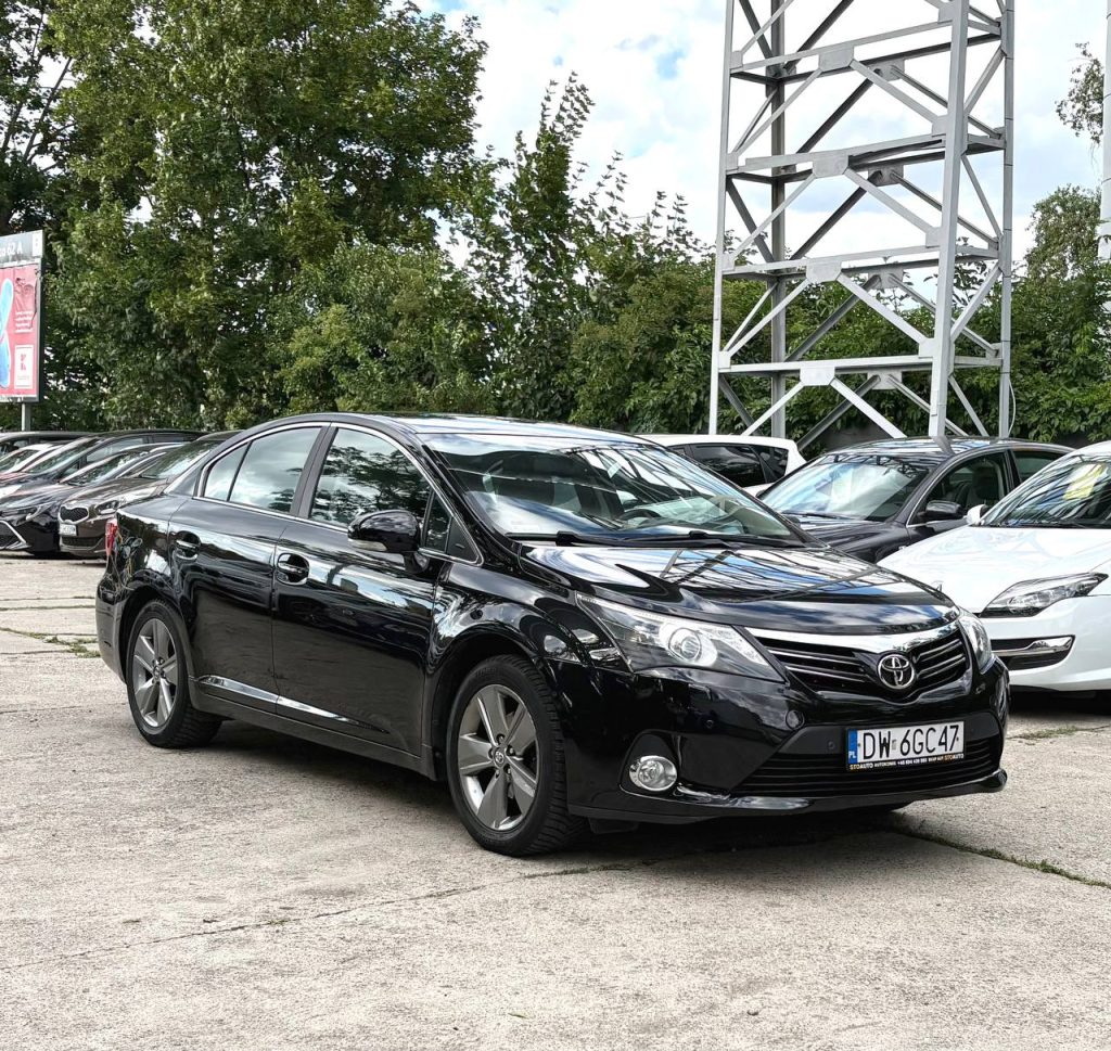 Toyota Avensis T27 Polift