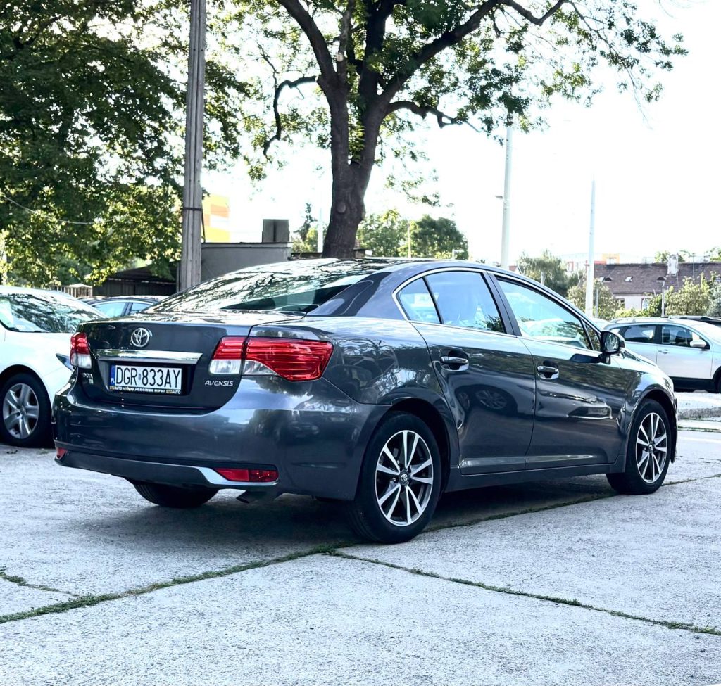 Toyota Avensis T27 D-4D Polift