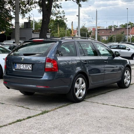 Skoda Octavia II Polift