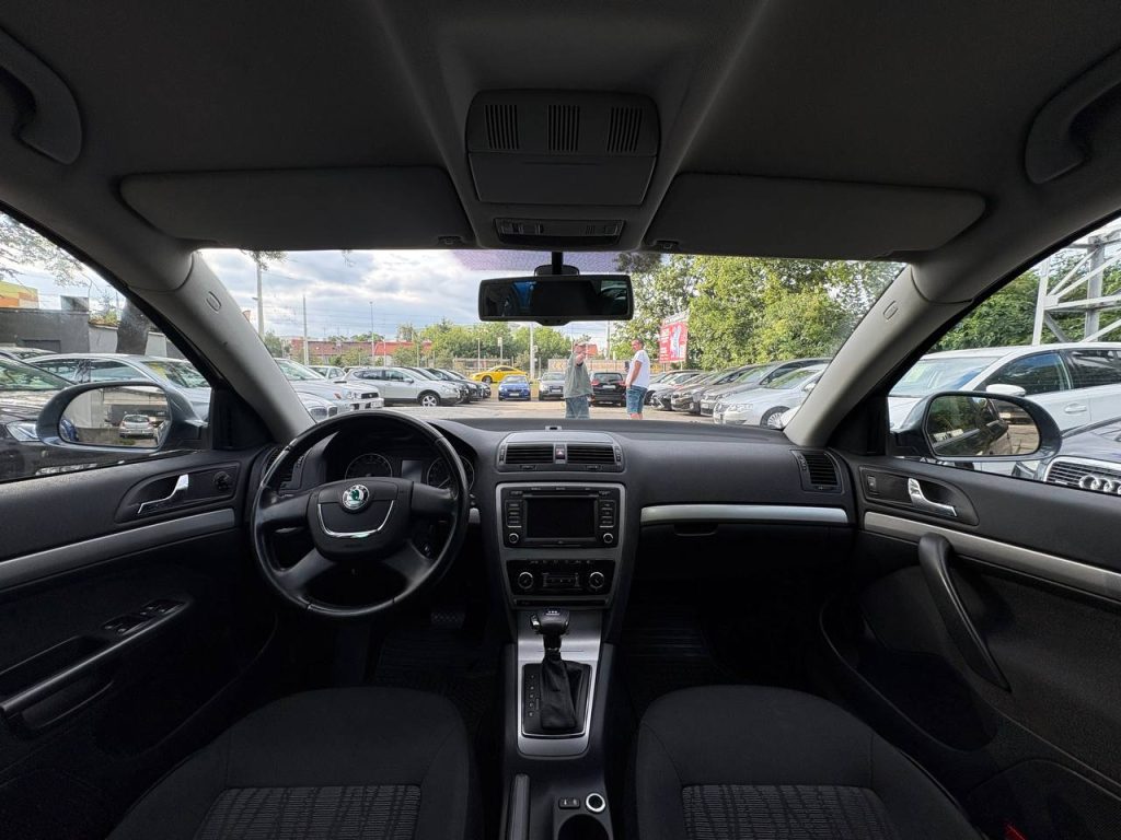 Skoda Octavia II Polift