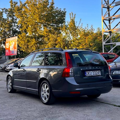 VOLVO V50 POLIFT