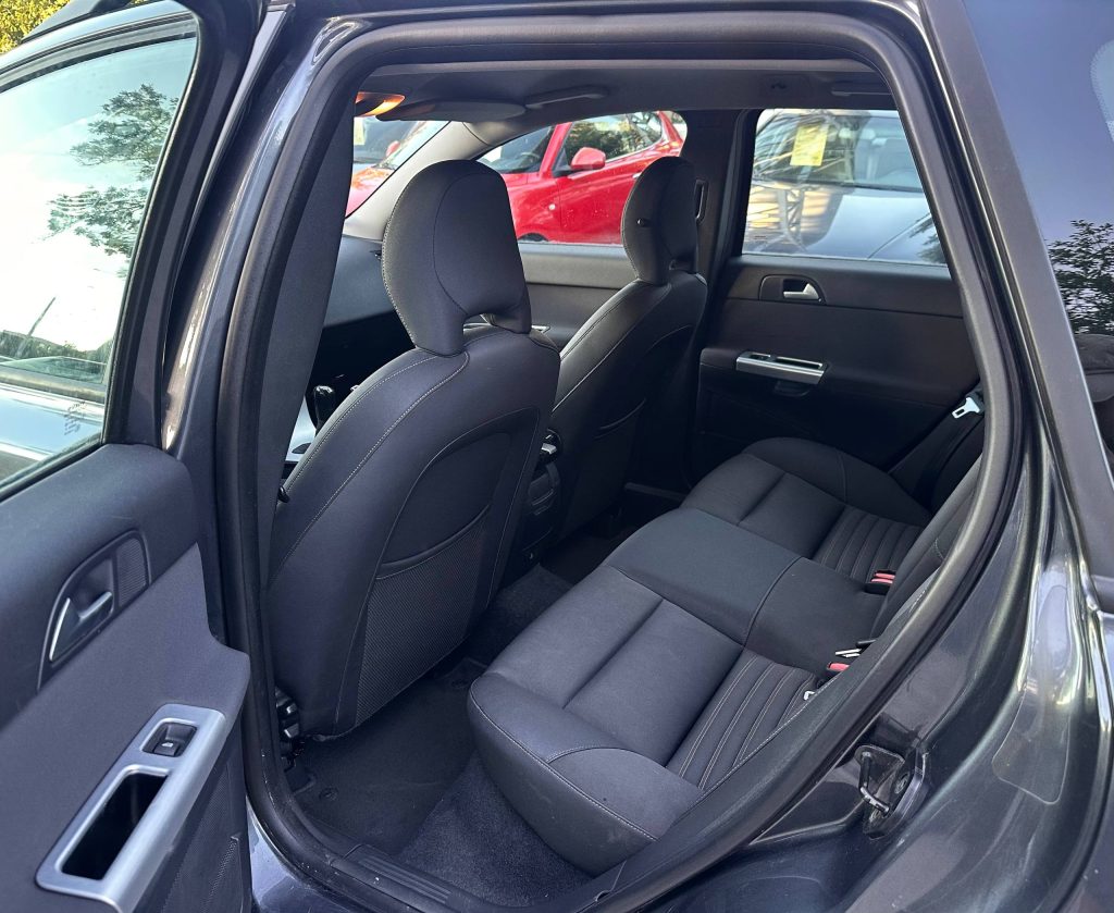 VOLVO V50 POLIFT