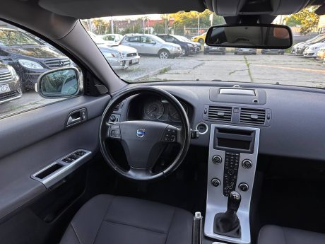 VOLVO V50 POLIFT