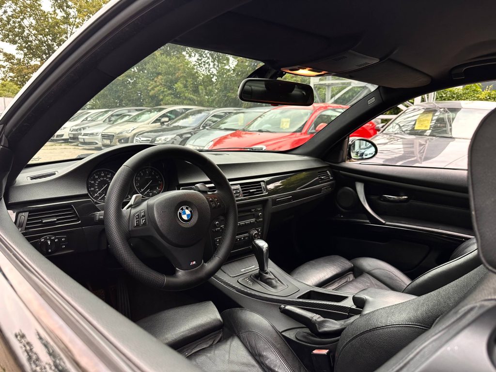 BMW E92 330i Sport M-Pakiet