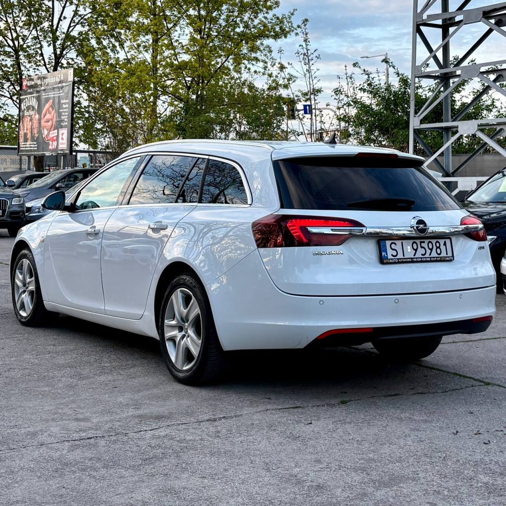 Opel Insignia Sports Tourer Polift