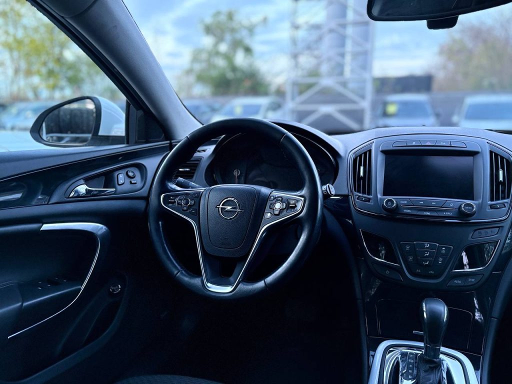 Opel Insignia Sports Tourer Polift