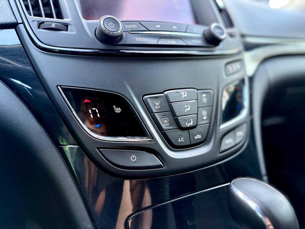 Opel Insignia Sports Tourer Polift