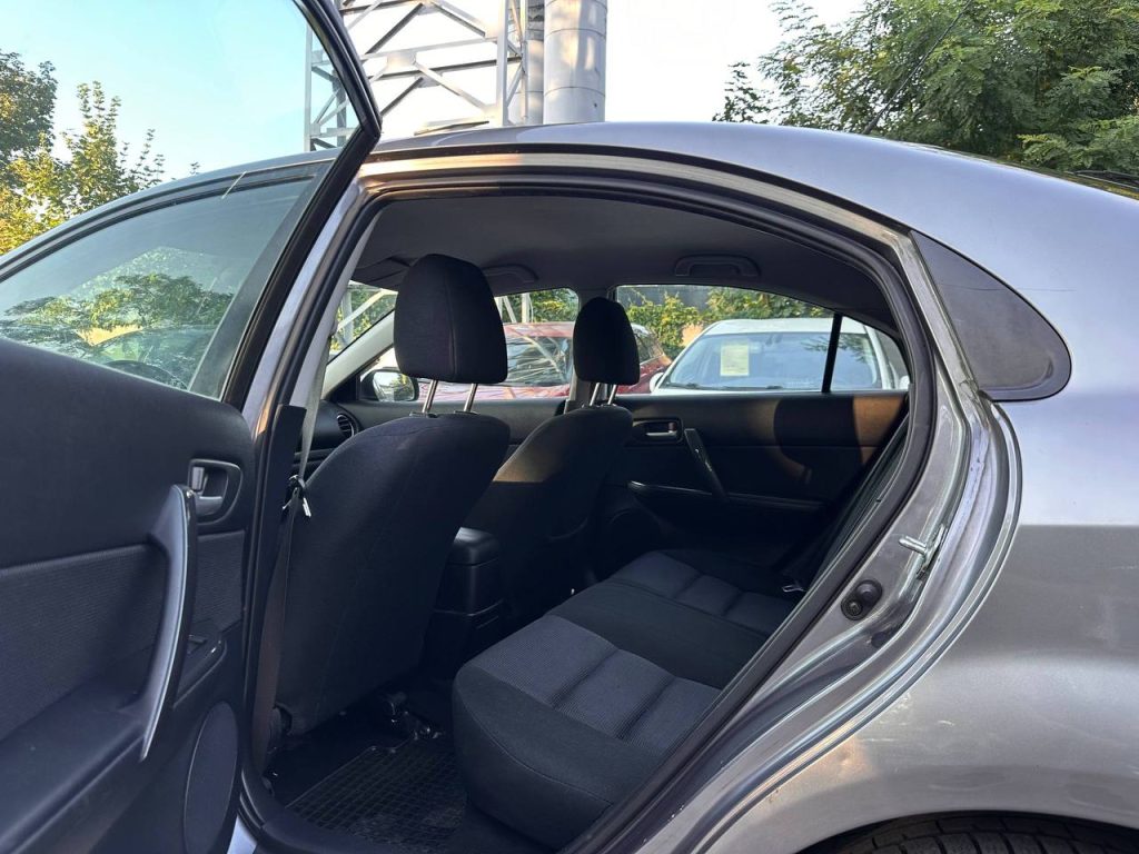 Mazda 6 Polift
