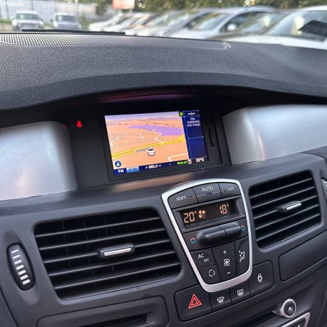 Renault Laguna III Coupe
