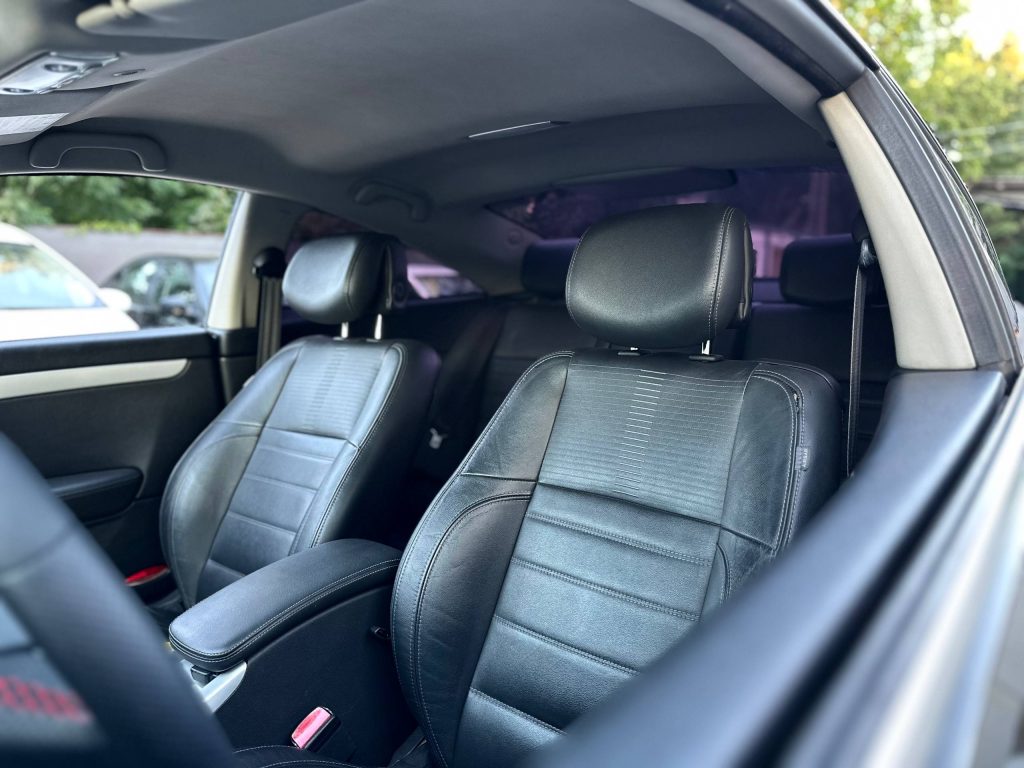Renault Laguna III Coupe