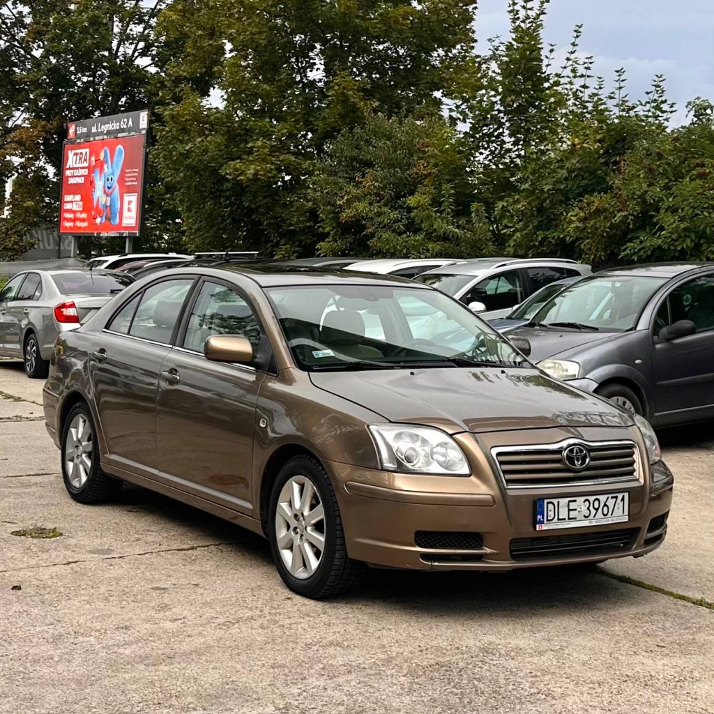 Toyota Avensis T25