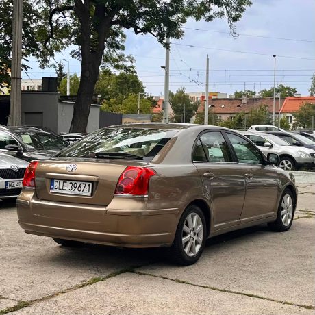 Toyota Avensis T25