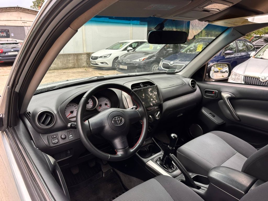 Toyota RAV4 VVT-i