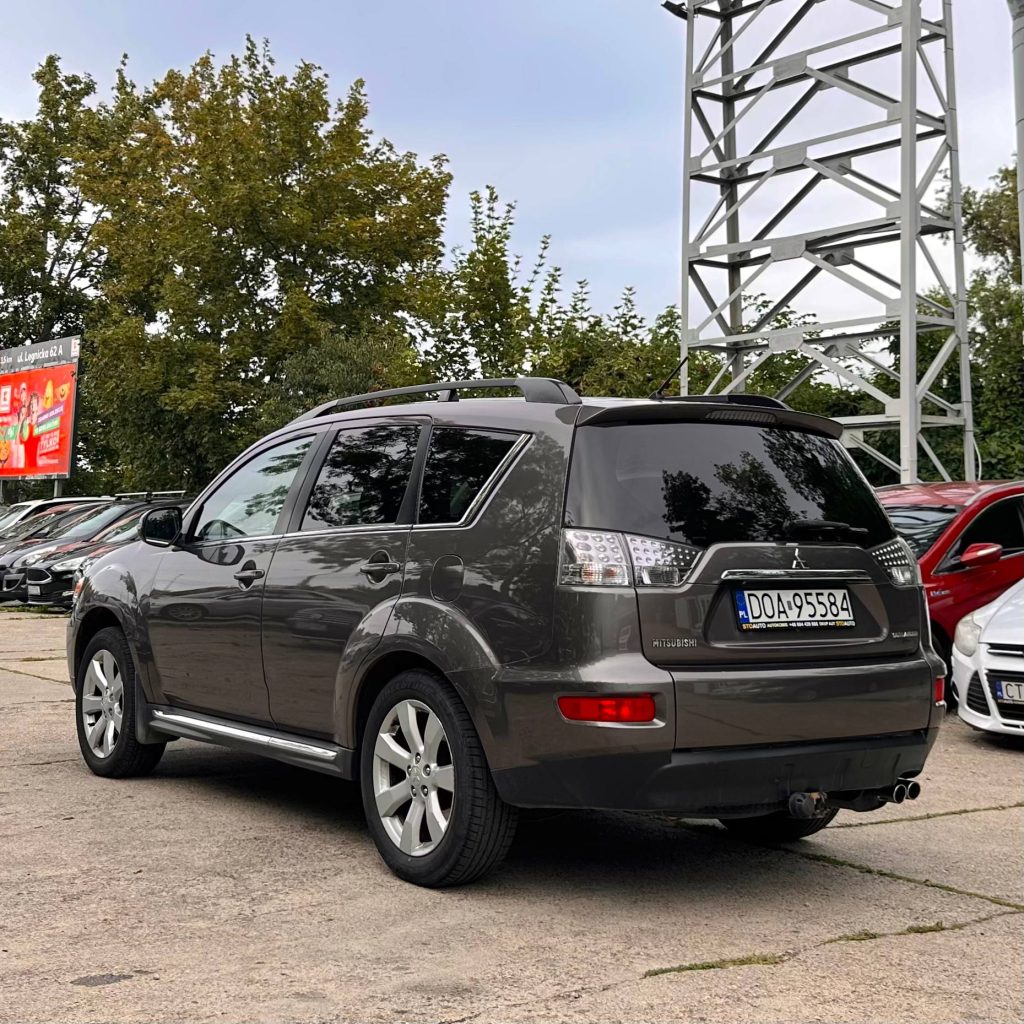 Mitsubishi Outlander Polift